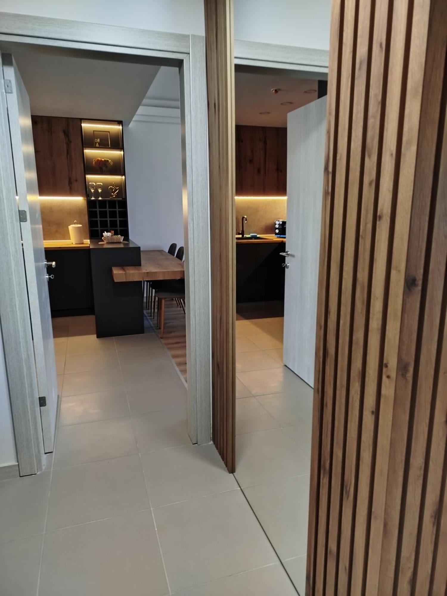 19Th & 18Th Floor Secure Apartments With Pool & Fitness & Parking Included In Price Szkopje Kültér fotó